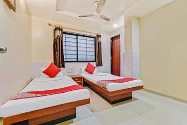 هتل Oyo 66598  Sagar