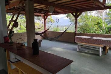 Kombi Hostel Camping