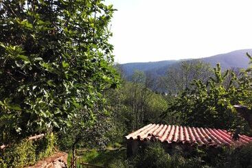 Retiro De Gondramaz