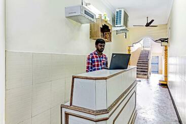 هتل O Suraj Residency