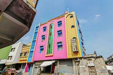 هتل O Suraj Residency