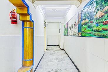 هتل O Suraj Residency