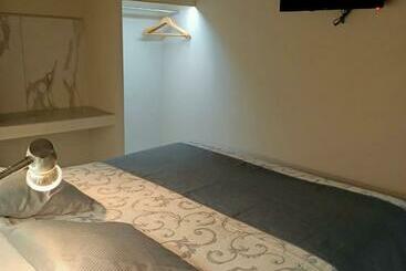 تختخواب و صبحانه Pvrooms