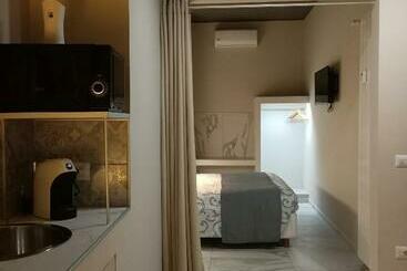 تختخواب و صبحانه Pvrooms