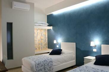 تختخواب و صبحانه Pvrooms