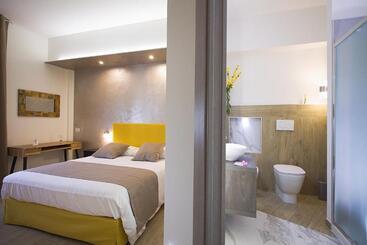 تختخواب و صبحانه Pvrooms