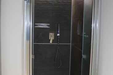 تختخواب و صبحانه Pvrooms
