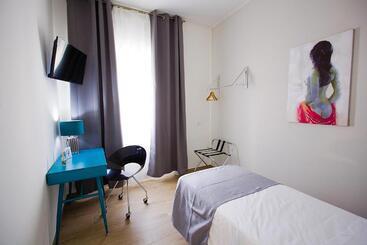 تختخواب و صبحانه Pvrooms