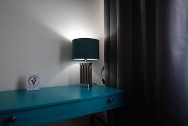 تختخواب و صبحانه Pvrooms