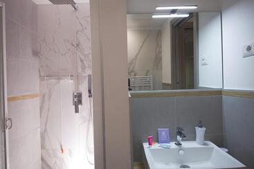 تختخواب و صبحانه Pvrooms