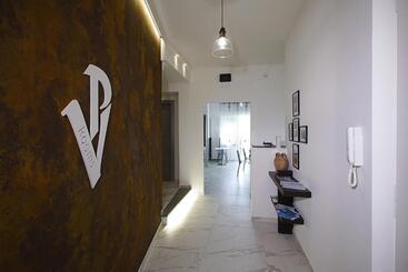 تختخواب و صبحانه Pvrooms