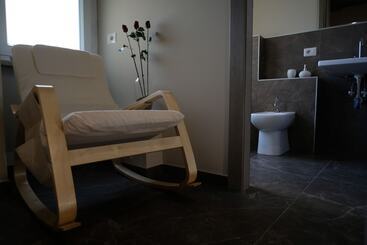 تختخواب و صبحانه Pvrooms