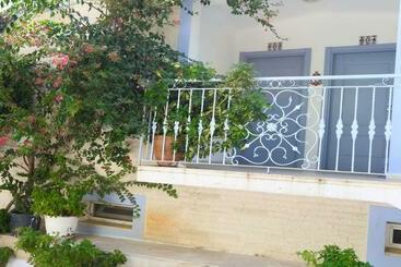 Ceylan Boutique House