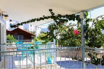 Ceylan Boutique House