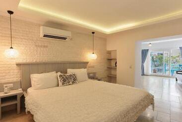 Ceylan Boutique House