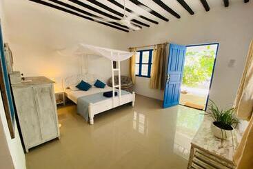 هتل Badolina Bungalows