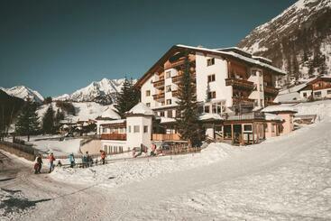 Familienhotel Replerhof
