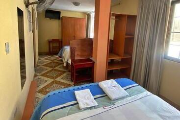 پانسیون Hostal Hogar 3 Estrellas   Chepén