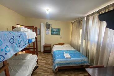 پانسیون Hostal Hogar 3 Estrellas   Chepén