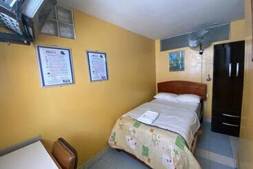 پانسیون Hostal Hogar 3 Estrellas   Chepén