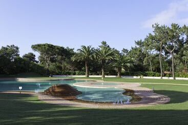 Onyria Quinta Da Marinha Villas