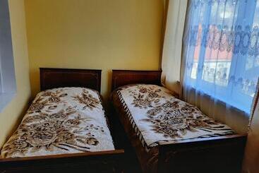 پانسیون Anna B&b