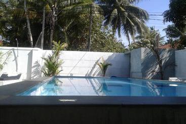 پانسیون Villa Comfort