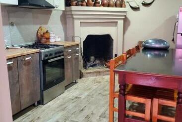 پانسیون Guest House Agmashenebeli 229