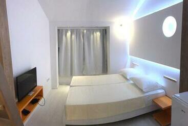 پانسیون Guesthouse Biser