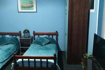 پانسیون Guesthouse Prenociste Faraon