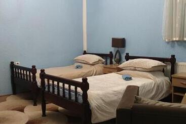 پانسیون Guesthouse Prenociste Faraon