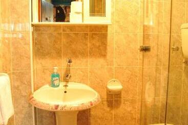 پانسیون Guesthouse Prenociste Faraon