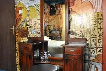 پانسیون Guesthouse Prenociste Faraon
