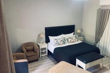 Пансион The Falls Guest House