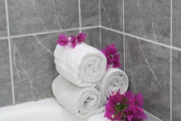 Apartamentos Del Rey - Cala Portinatx