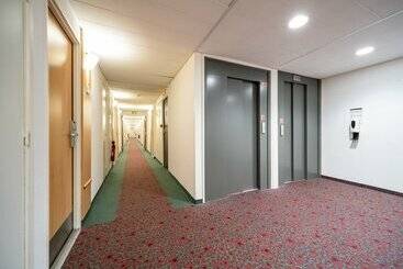 B&B HOTEL Calais Terminal Cité de l'Europe 3 étoiles