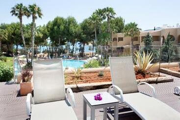 Grupotel Santa Eularia & Spa Adults Only