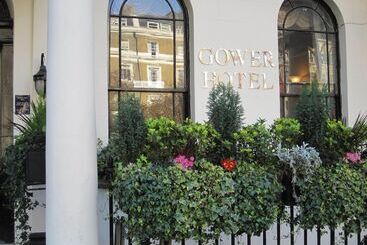 هتل Aaraya London