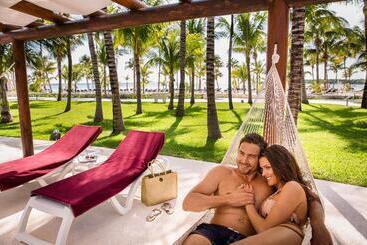 هتل Barcelo Maya Caribe  All Inclusive