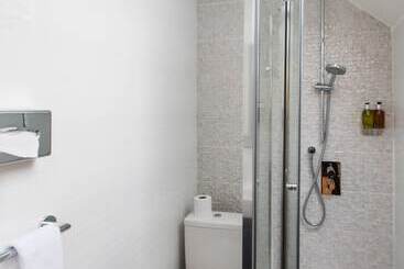 هتل Best Western Chiswick Palace & Suites London
