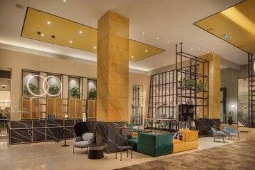 هتل Crowne Plaza Budapest, An Ihg