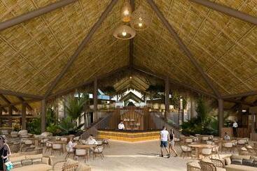 هتل Dreams Flora Resort & Spa
