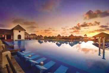 هتل Dreams Sapphire Resort & Spa