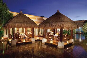 هتل Dreams Sapphire Resort & Spa