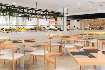酒店 Globales Maioris