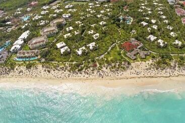 هتل Grand Palladium Palace Resort Spa & Casino   All Inclusive