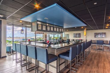 هتل Holiday Inn Miami International Airport, An Ihg