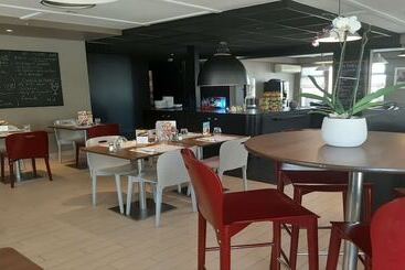 هتل Kyriad Direct Montpellier Saint Jean De Védas La Peyrière