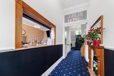 Jubilee Hotel Victoria