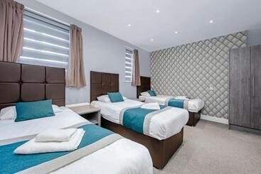King Solomon Hotel  Golders Green